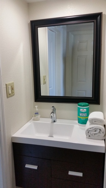 Oceanfront 2B Apt Photo 5