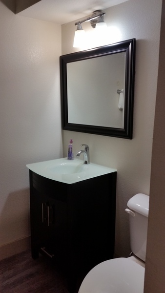 Oceanfront 1B Apt Photo 3