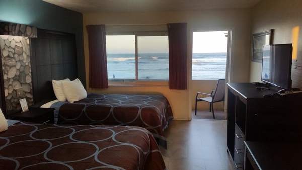 Oceanfront Double Patio / Balcony Photo 2