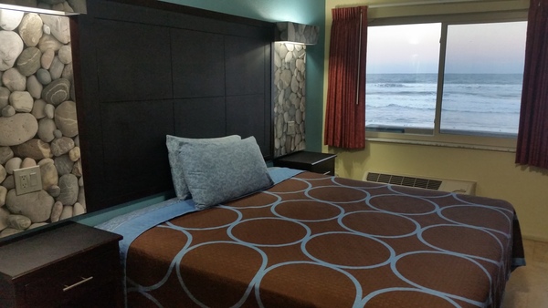 Oceanfront King Patio / Balcony Photo 2