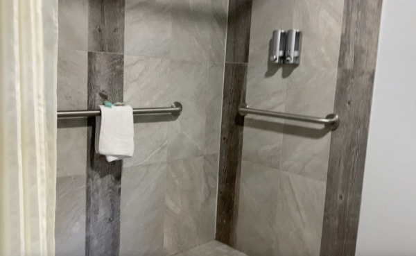 Accessible King 1 Photo 5